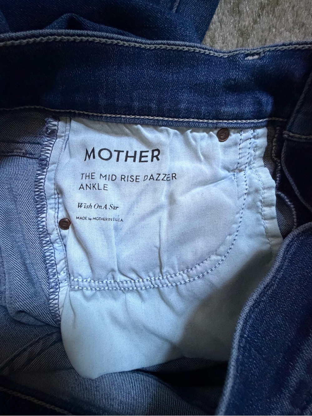 MOTHER The Mid Rise Dazzler Jeans size 28 - Picture 8 of 10